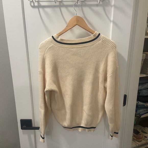 Knitted fall sweater 🍂 - Picture 3 of 5